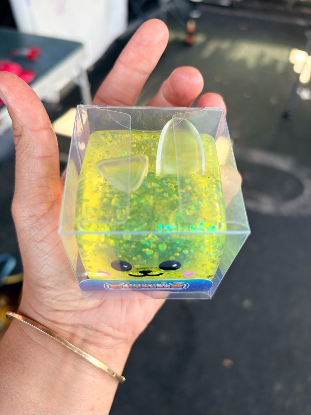 Extra strong squishy toy